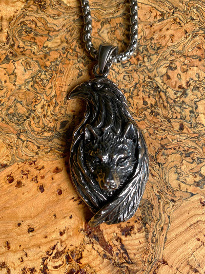 Premium Viking Necklace - Huginn and Freki