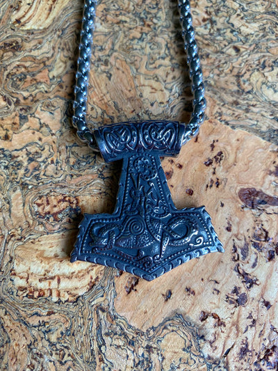 Premium Thor’s Hammer Necklace