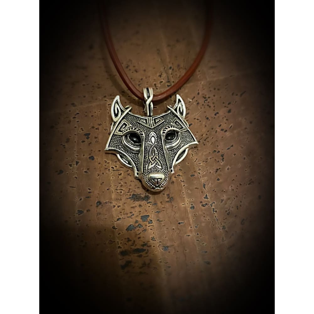 Viking on sale wolf chain